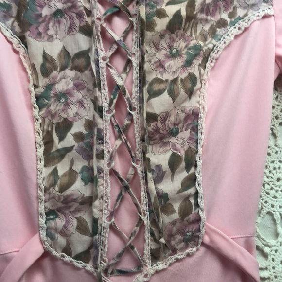 1970’s-Vintage polyester dress -Wards- pink with floral & corset tied bodice - Picture 6 of 10